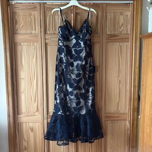 Elegant Black Floral Lace Dress